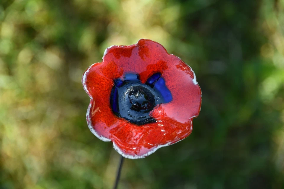 Keramik Gartendeko Mohnblume Gartenstecker Blumenstab H45cm Midene Handgefertigt - Bild 3 von 4