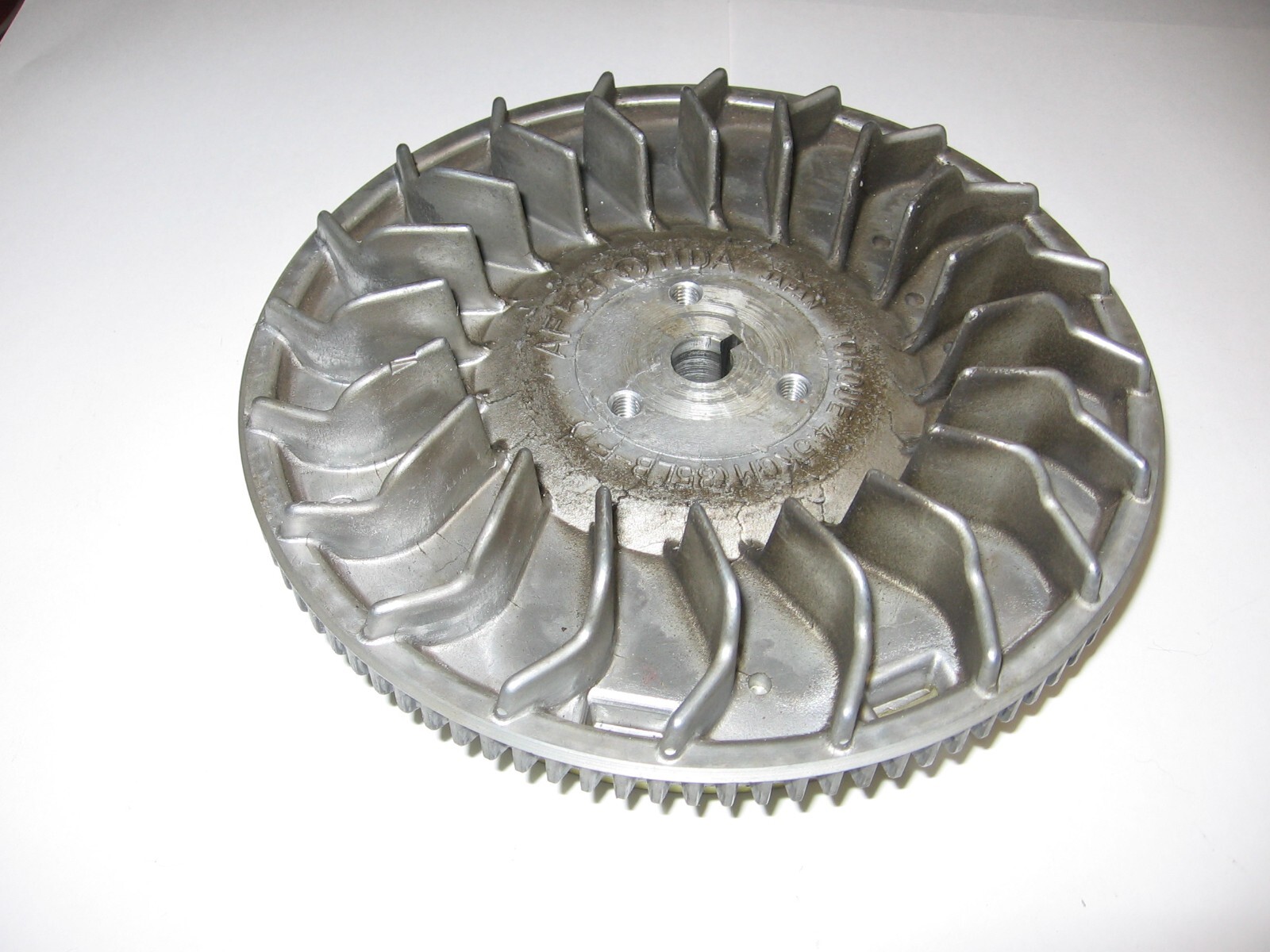 Toro Flywheel CCR2000 CCR2000E CCR3000 CCR 2000 OEM Suzuki 814620 Snow