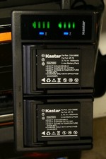 NICE KASTAR USB DIGITAL DUAL BATTERY CHARGER WITH 2 BATTERIES for Fuji NP-70 