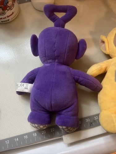 Teletubbies 12" Talking Plush Stuffed 2016 Spin Masters Yellow Laa Laa & Purple - Picture 4 of 8