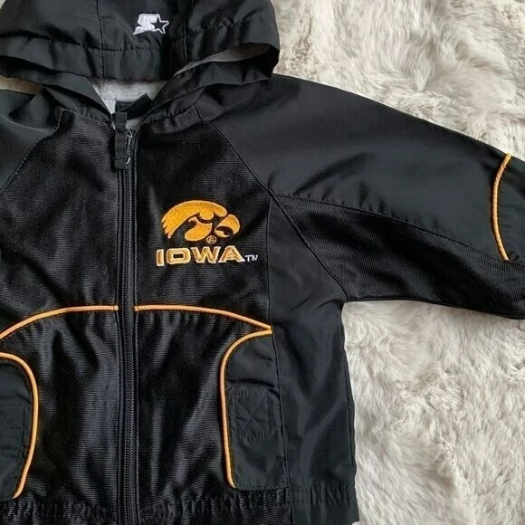 Abrigo cortavientos negro de fútbol americano Starter Iowa Hawkeyes chaqueta bordada 12M Foto 2 de 4