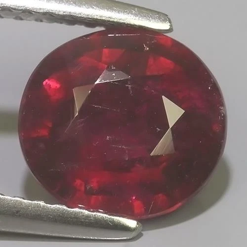 2.08 CTS NATURAL RUBELITE OVAL SHAPE LOOSE GEMSTONE FROM BRAZIL. - Image 2 of 3