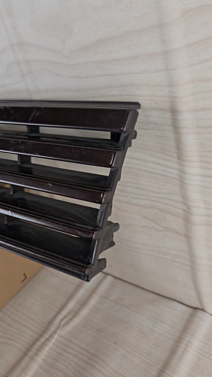 Toyota Corolla AE86 Levin Sprinter Trueno Front Grille Complete