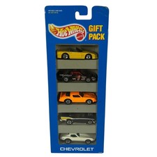 Hot Wheels 1993 Chevy Gift Pack 5 Car Set 12403 Corvette Camaro 57 Chevy NEW