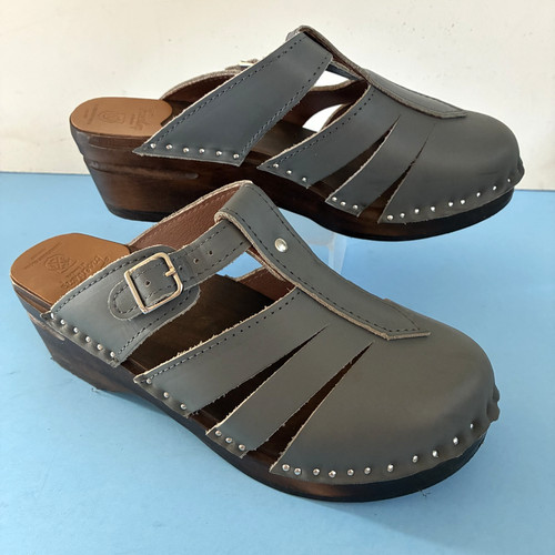 Swedish Troentorp Slip On Leather Mary Jane Buckle Clogs Size 38 7 7.5 Wood Gray