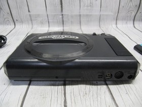 Sega Genesis Model 1 MK-1601 Console w/2 Controllers, Sonic Game & Cords, Tested