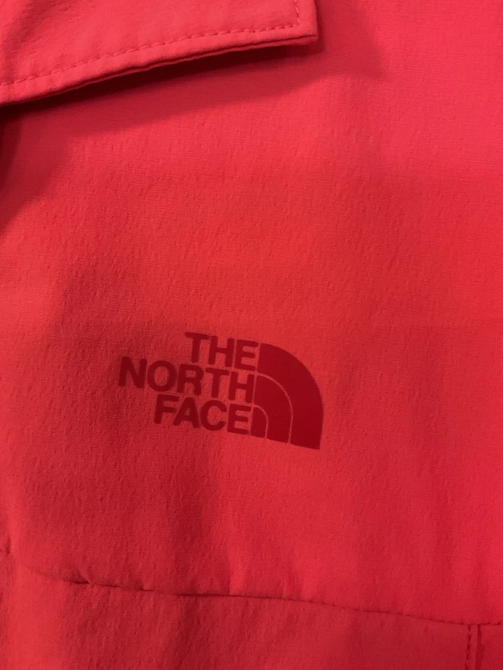 Camisa de mujer Northface para trail al aire libre manga larga color coral talla mediana Foto 4 de 4