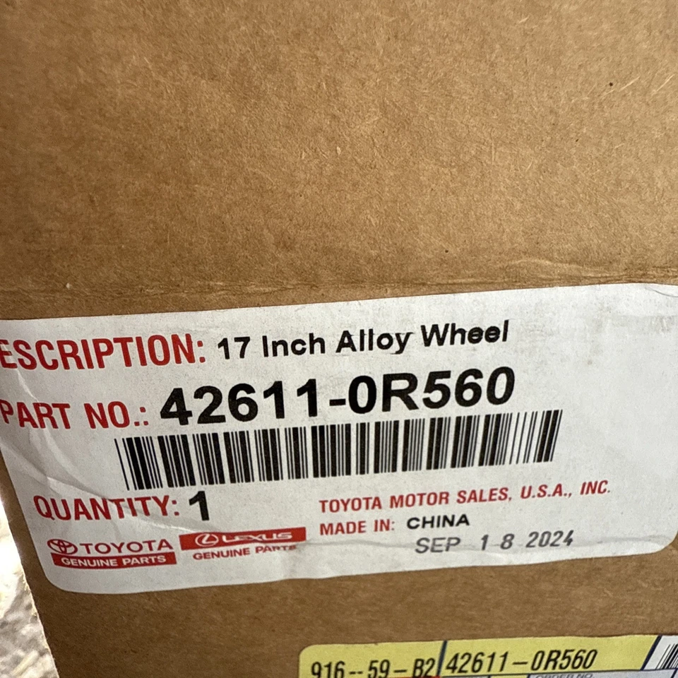 Llanta de repuesto de aleación de 17"x7" 426110R560 para Toyota RAV4 2019-2024 plateada Foto 3 de 3
