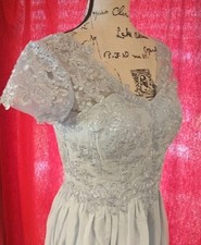 NEW Short Sleeved Embroidered Long Formal Gown Size 8 MOB/MOG Bridesmaid