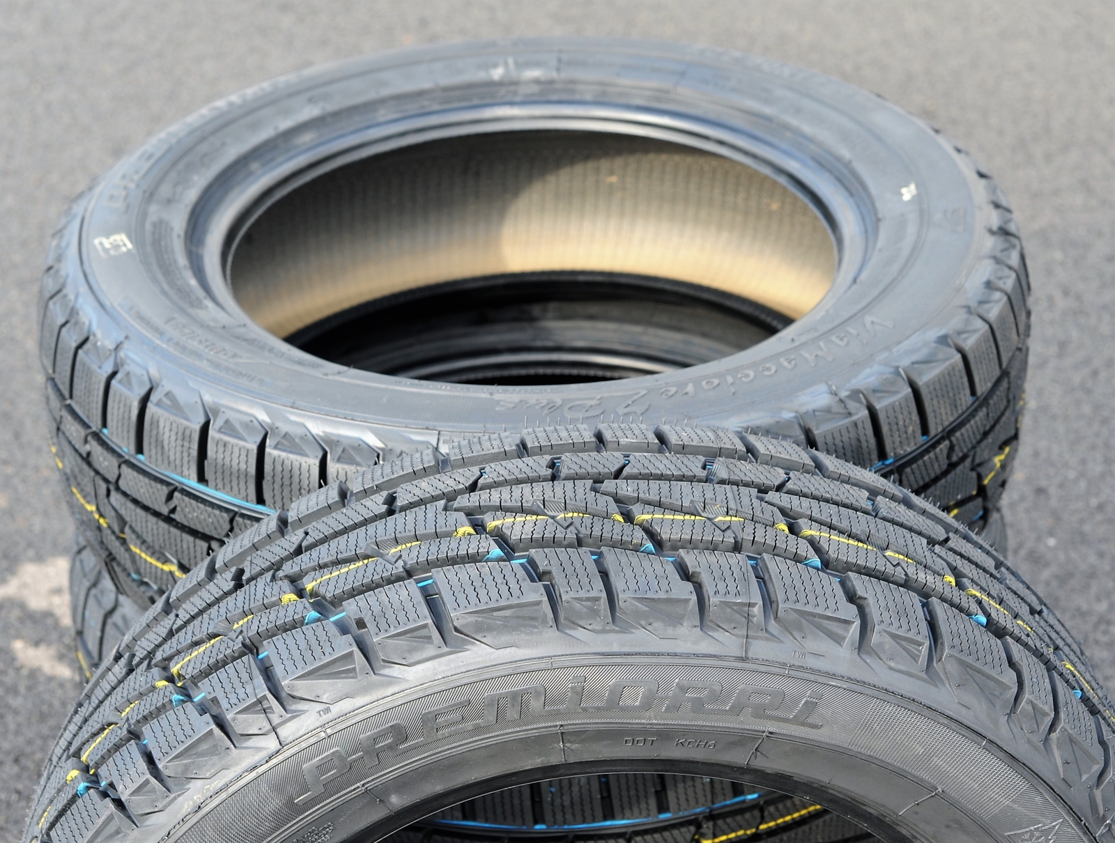 Set Of 4 Premiorri ViaMaggiore Z Plus Winter Tires - 215/55R17 98H, Studless Snow & Ice Traction