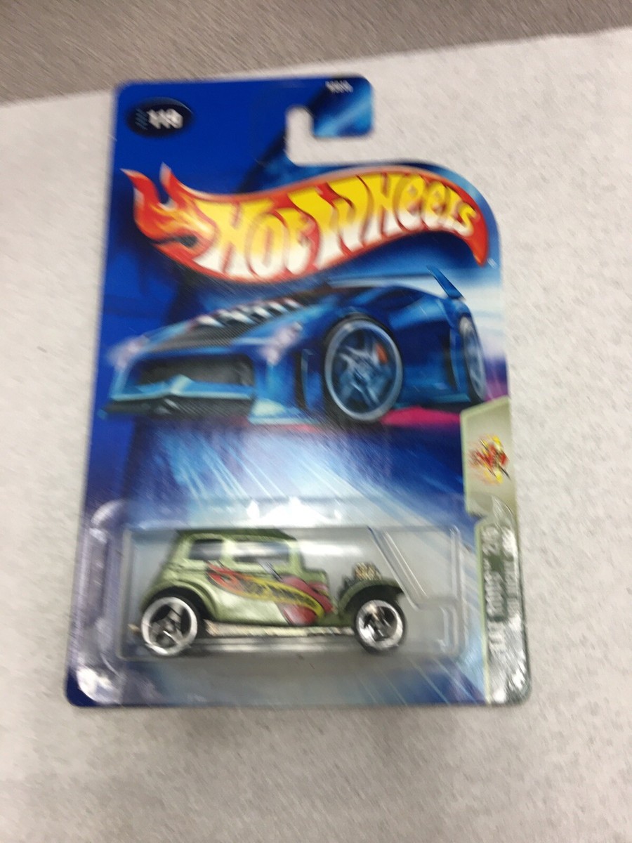 Mattel Hot Wheels 2004 Tat Rods 1932 Ford Vicky – 1:64 Maßstab, Grün, Die-Cast Modellauto #119