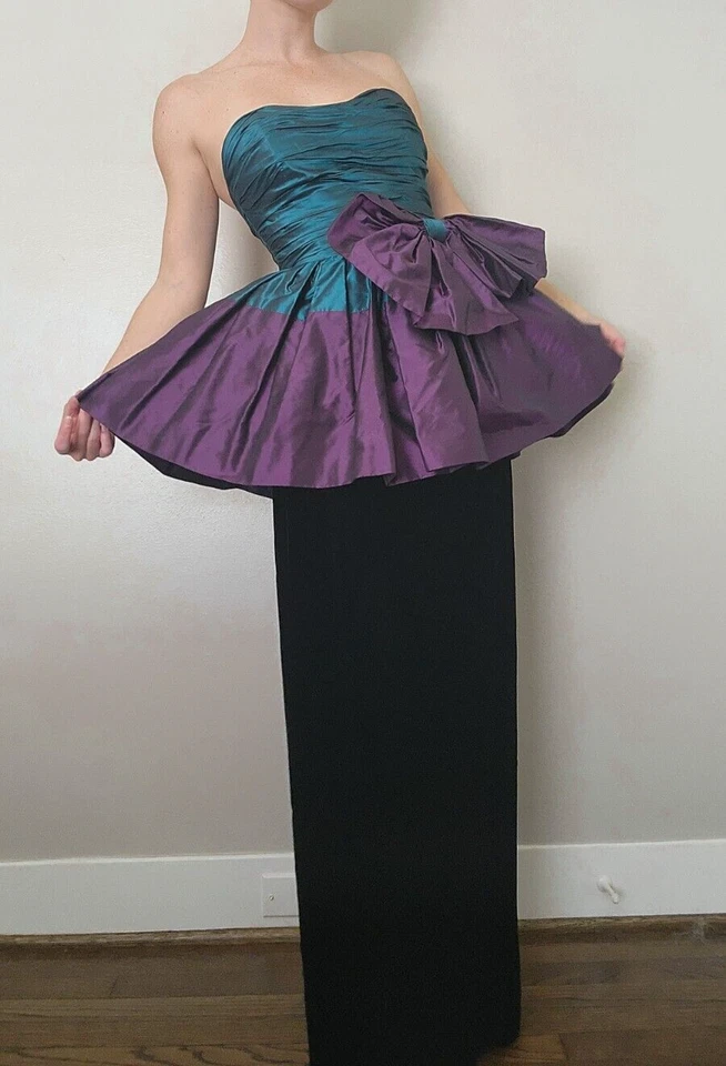 UNIQUE RARE Vintage Tomasz Starzewski Neiman Marcus Velvet Shiny Gown 80s XS - Image 2 of 4