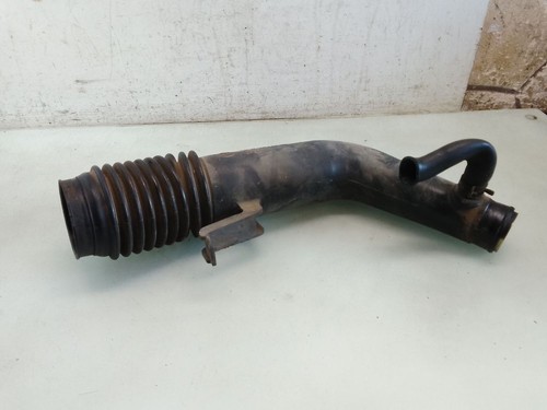 Opel Frontera B 2003 Diesel 88kW Ansaugrohr Ansaugschlauch Turbolader 987142010