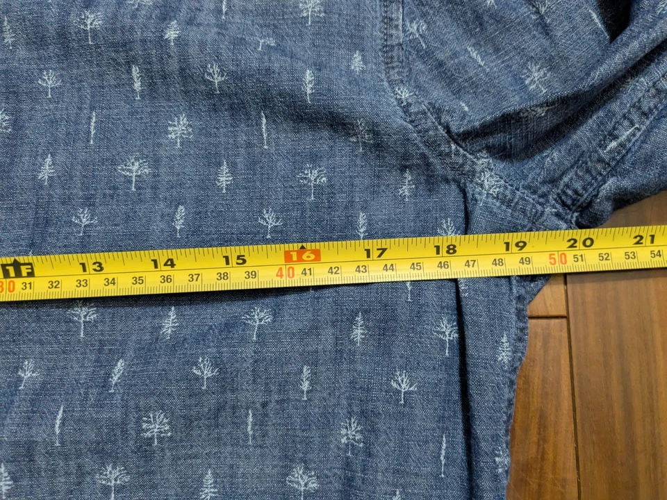 Camisa Denim Manga Larga Estampado Árbol 20x26 Azul Cambray Hecha en EE. UU. Med Foto 4 de 4
