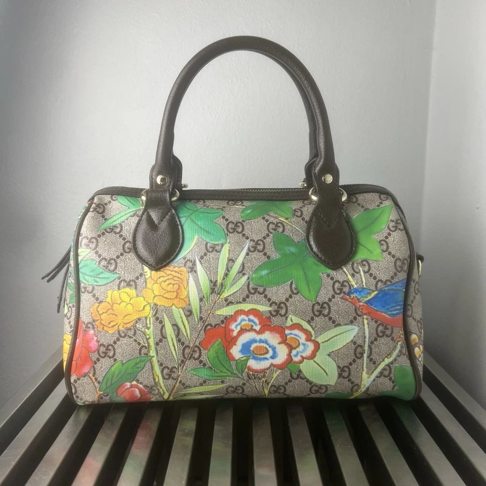 Bolso de hombro pequeño de lona Gucci GG Supreme Boston Birds Flowers Foto 2 de 4