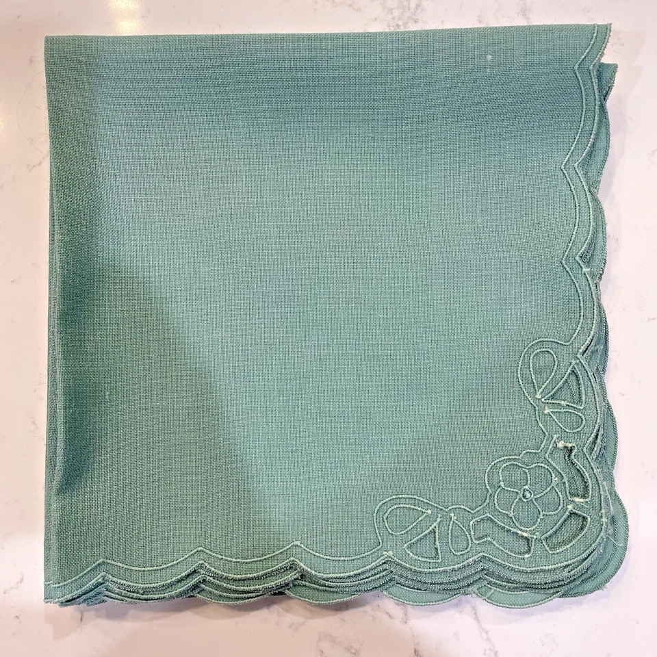 Set of 12 Scalloped Edge Placemats & 12 Napkins Cotton/Poly Teal Sea Foam Green - Image 2 of 3
