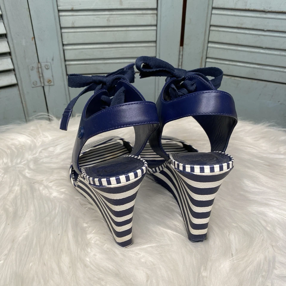 Cuña de cuero con cordones a rayas marítimas Tory Burch azul y blanco talla 8,5 M Foto 3 de 4
