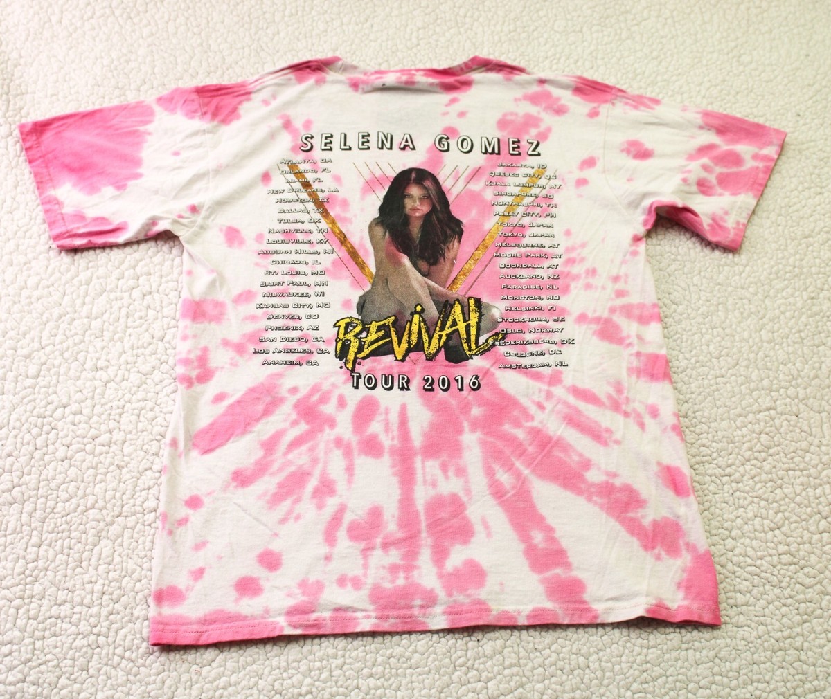 Selena Gomez Revival Tour 2016 Short Sleeve T-Shirt Tie Dye Pink
