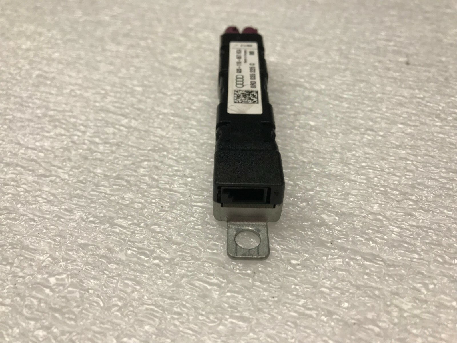 LAMBORGHINI AVENTADOR RADIO ANTENNA AMPLIFIER OEM 8R0035225C