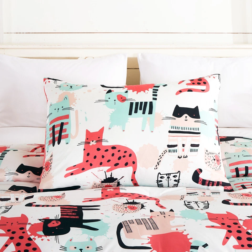 Chezmoi Collection Kids Cartoon Cats Soft Microfiber Comforter Set w/ Cat Pillow - Image 4 of 4