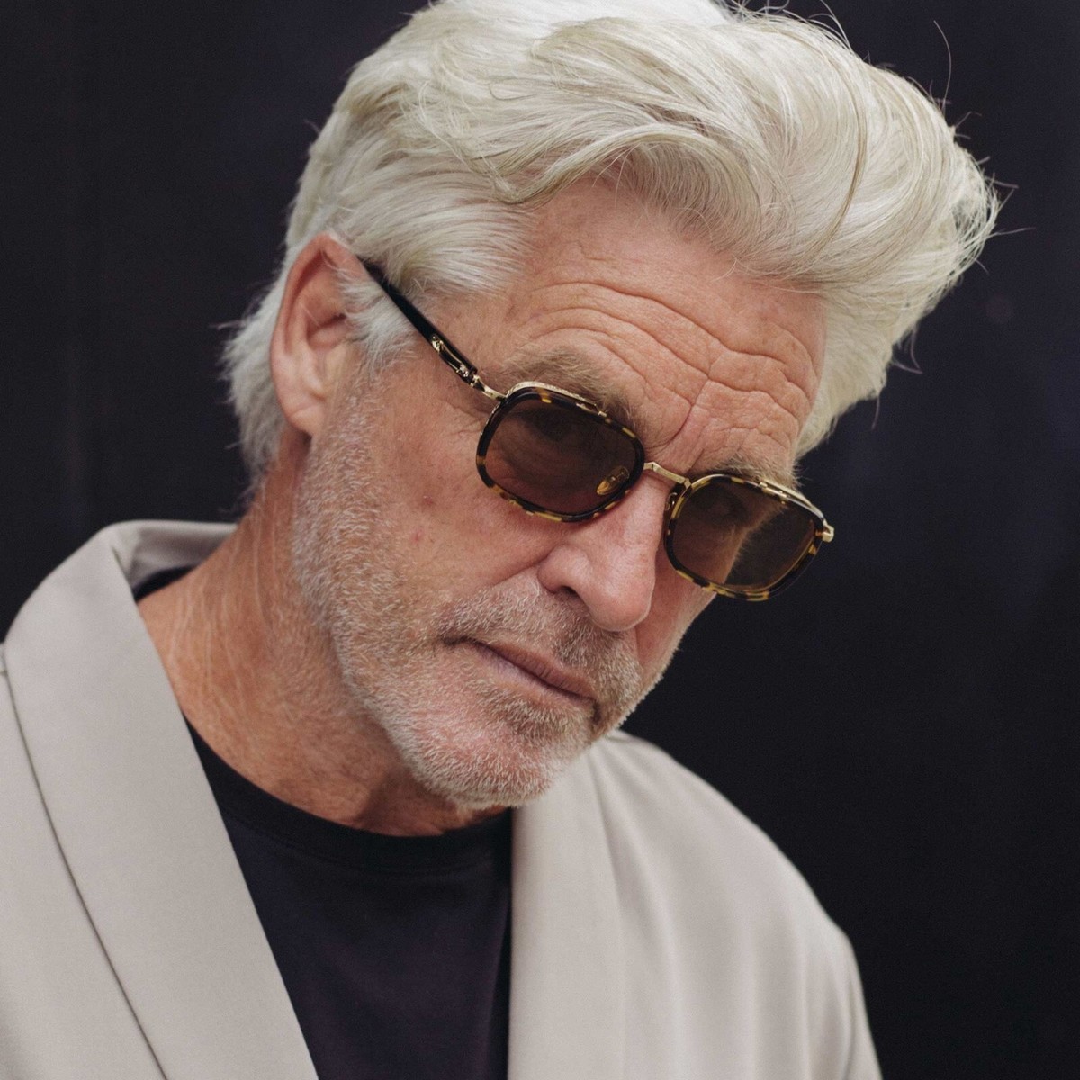 Donahugh UV Protected Sunglasses for Men and Women Griffin D6