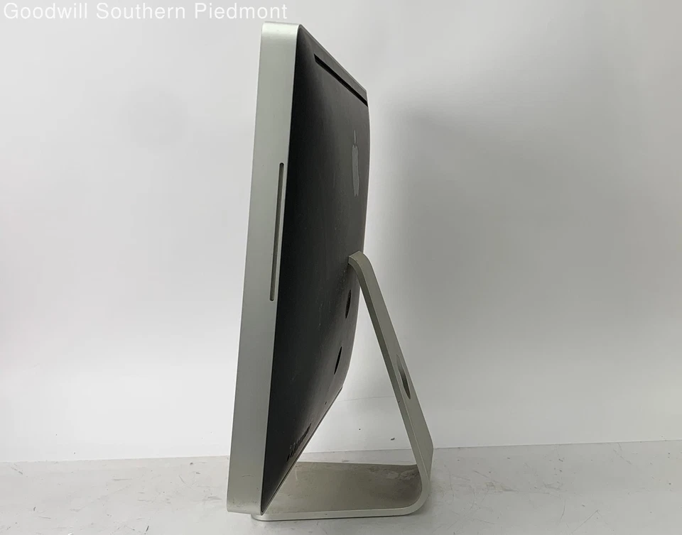 Apple iMac 24" Early 2008 Intel Core 2 Duo E8435 3.06GHz 4GB RAM 500GB HDD - Image 2 of 4