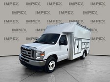 2024 Ford E-350 Super Duty Base