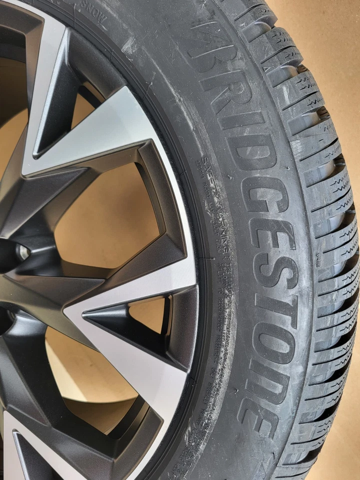 CUPRA 578601025A 8J-Nx18H2 ET38 mit Bridgestone Blizzak LM005 235/55 R18 1Stk!!! - Bild 2 von 4