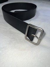 BLACK 100 LEATHER WOMENS BELT BRUSHED SILVER TONE BUCKLE NICE SIZE M MEDIUM