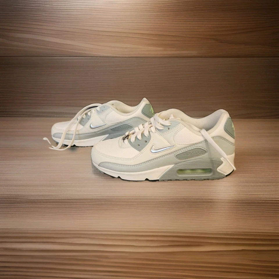 Nike WMNS Air Max 90 SE расплавленный металл ограниченного тиража редкая FN6948-100 AD - Изображение 3 из 4