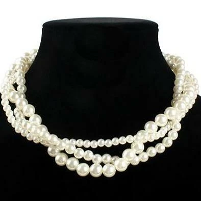 Stacked Elegant Pearl Necklace from Penthouse Kim So yeon