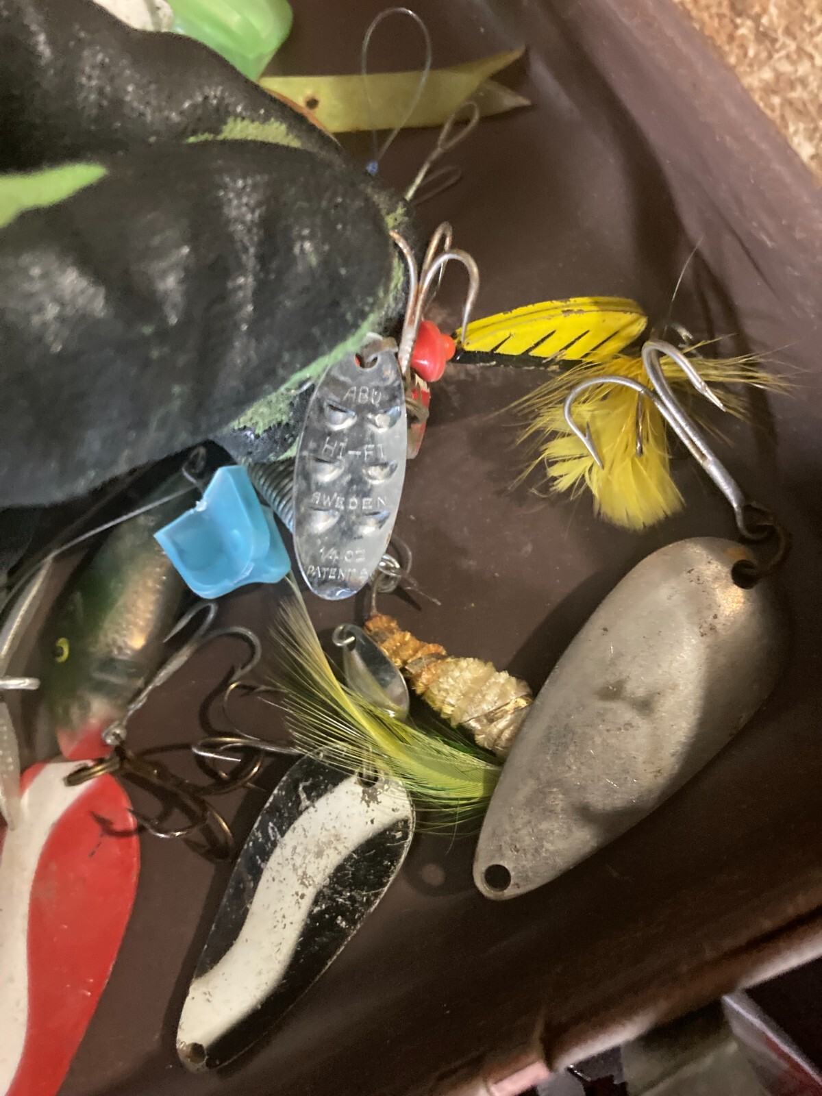 Old Vintage Fishing Lures Heddon Jitterbug +Montgomery Ward Hawthorne