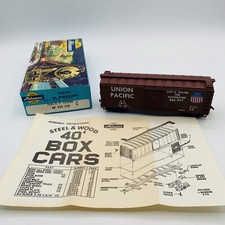 Athearn 1038 HO Scale Union Pacific Tuscan 40...