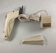 Vintage Penncrest Electric Scissors in Original Styrofoam Case Works Gs11