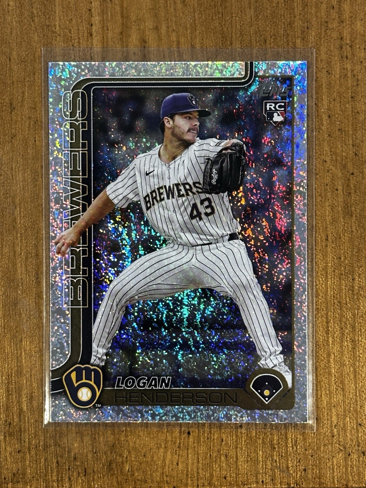 Logan Henderson 2025 Topps Update Series Rookie Holo Foil #US137 Milwaukee