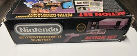 Nintendo - NES Action Set Box con polistirolo, console, accessori e gioco - 1988