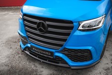 Maxton Design Frontlippe passend für Mercedes Sprinter Mk3 schwarz Hochglanz Maxton Design Frontlippe passend für Mercedes Sprinter Mk3 schwarz Hochglanz