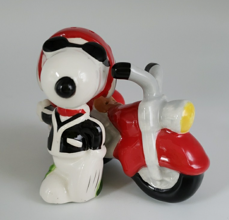 Peanuts Snoopy Joe Cool Motorcycle S P Shakers 18275 Salt Pepper 3