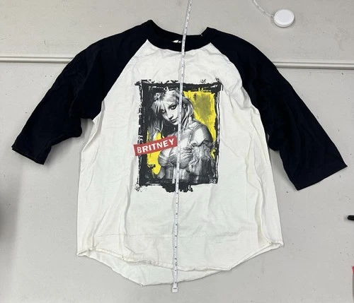 Britney Spears Tour Baseball Raglan 25x36 2000s vintage concert t-shirt, vintage, single stitch, B+ condition