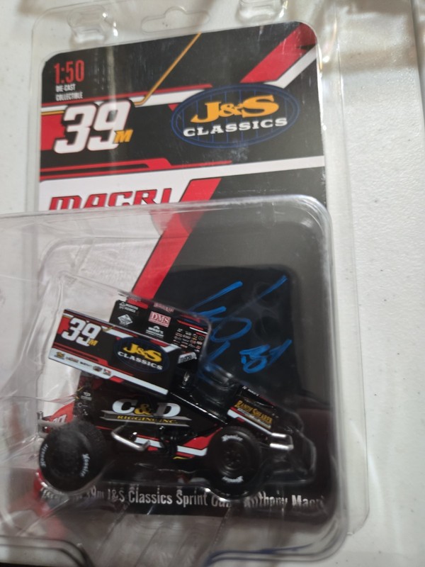 2025 #39m C&D Rigging Sprint Car - Diecast 1:50 Scale Autographed Signed