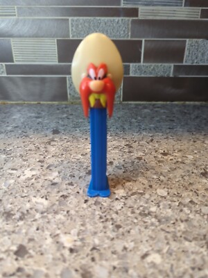 Yosemite Sam Looney Tunes Warner Bros. Pez Dispenser Slovenia 4.9