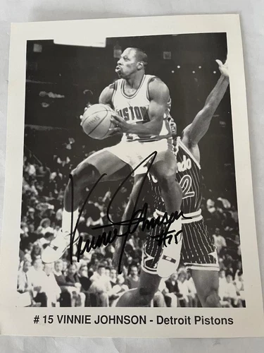 Vinnie Johnson Autograph Signed Detroit Pistons #15 Photo Picture cardstock REAL