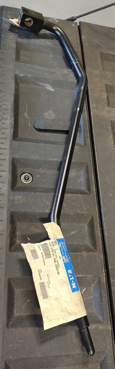 Eaton Fuller 4305139 Shift Lever Pinch Bolt Style Manual