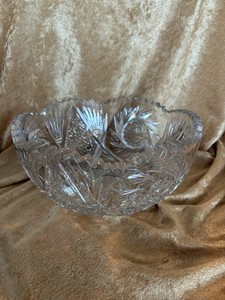 VINTAGE CUT GLASS BOWL STAR & THISTLE PATTERN, 8” Wide X 4” High