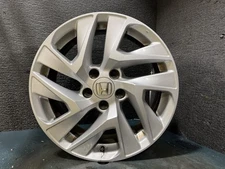 Wheel 17x7 Alloy Twisted Spoke Argent Fits 15-16 CR-V 1101165