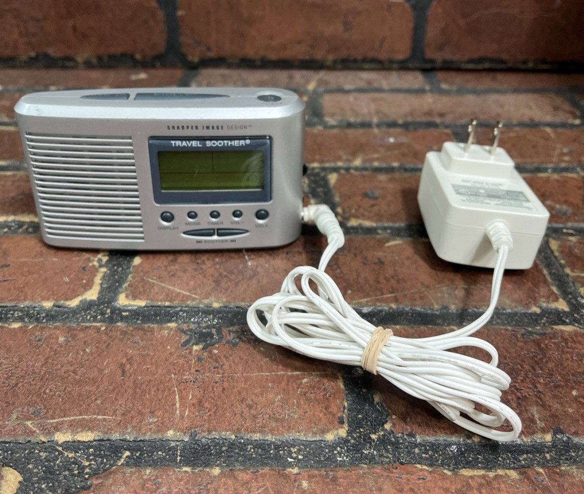 Sharper Image Travel Sound Soother 20 Model SI601 White Noise Alarm Clock