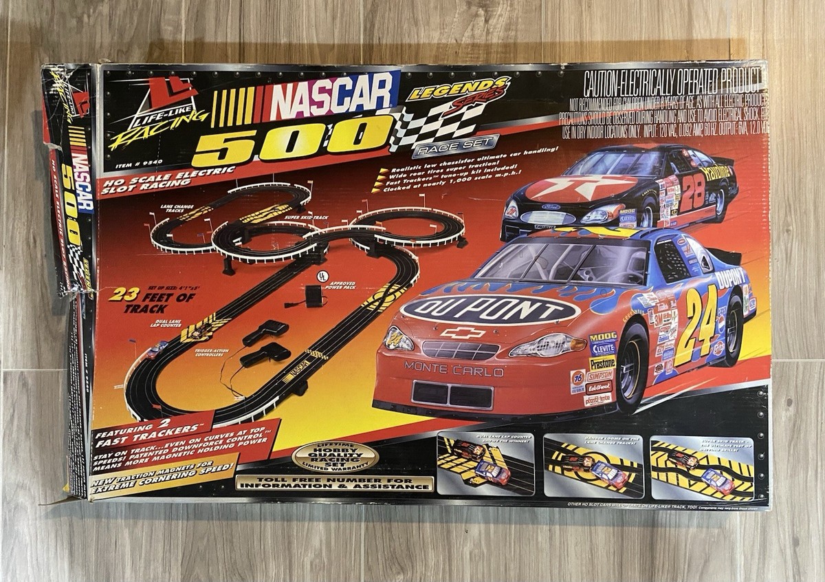 Life Like Racing NASCAR 500 Stock Car Showdown HO Scale Electric