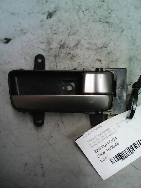 Manija interior trasera lateral del pasajero Nissan Máxima 2004 Foto 2 de 4