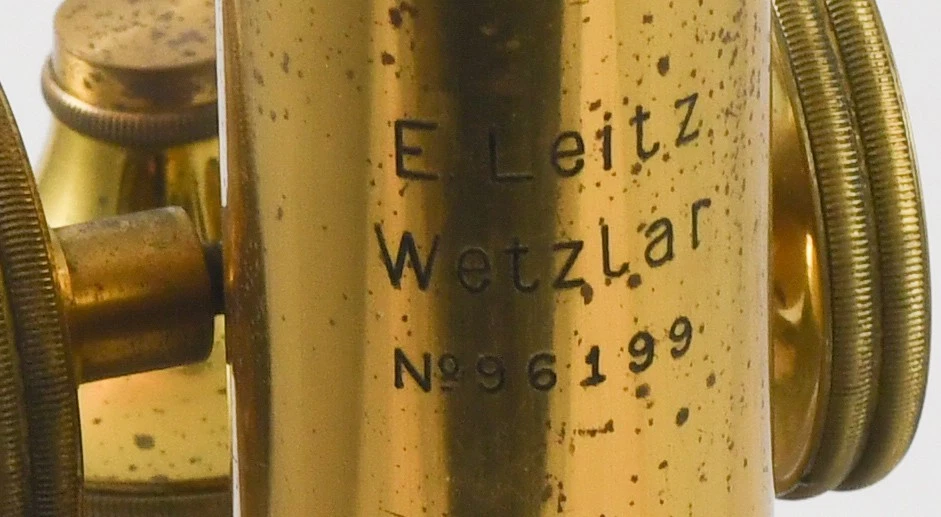 Microscope Leitz  Wetzlar Stativ III B / 3 objectifs / 1 Oculaire  1920 n° 96199 - Photo 3/4