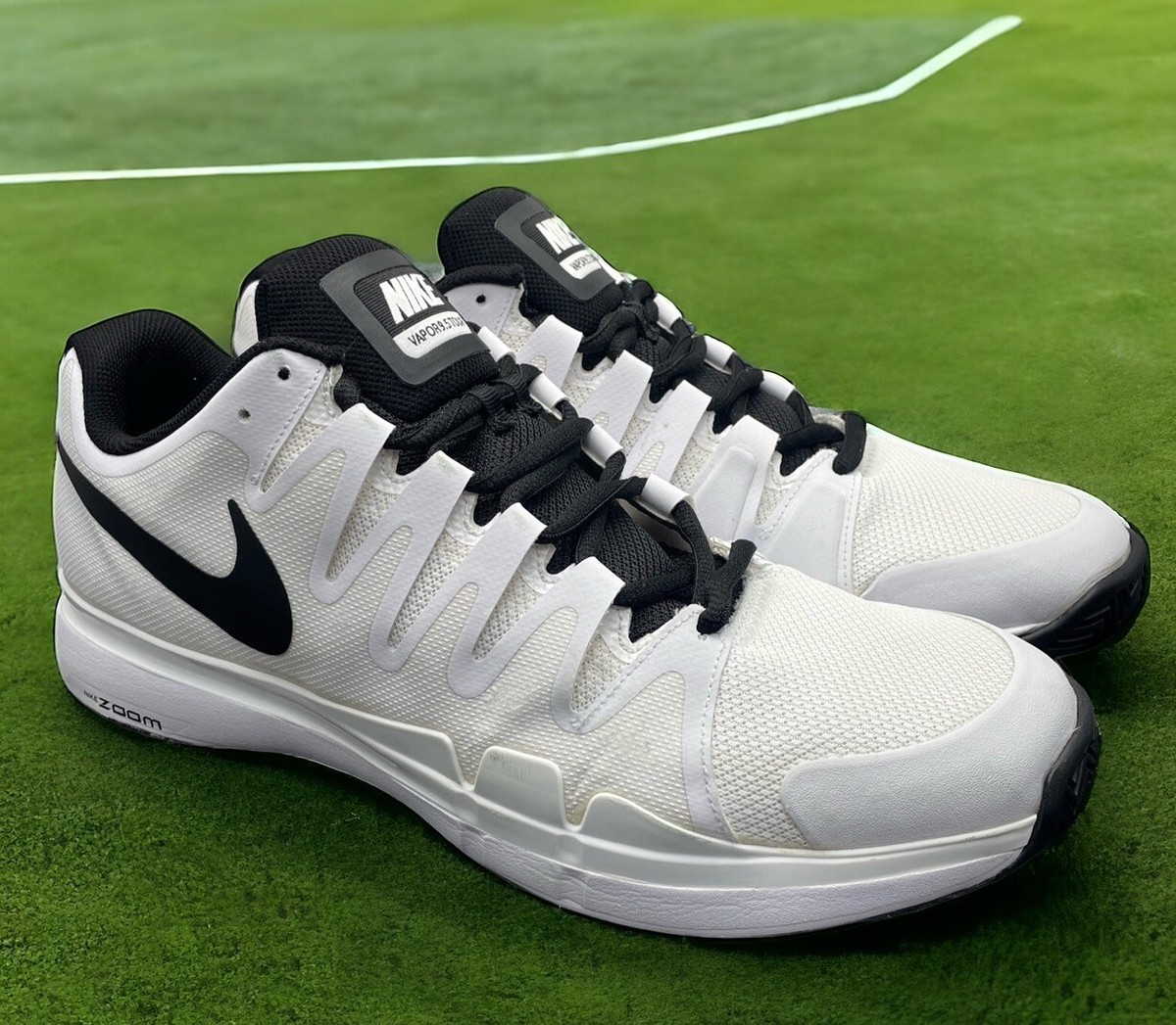 Nike テニスシューズ ホワイト/ブラック　VAPOR 9.5 TOUR NIKE ZOOM VAPOR TOUR 9.5 PRM TENNIS SHOES (BLK/WHT/BLU